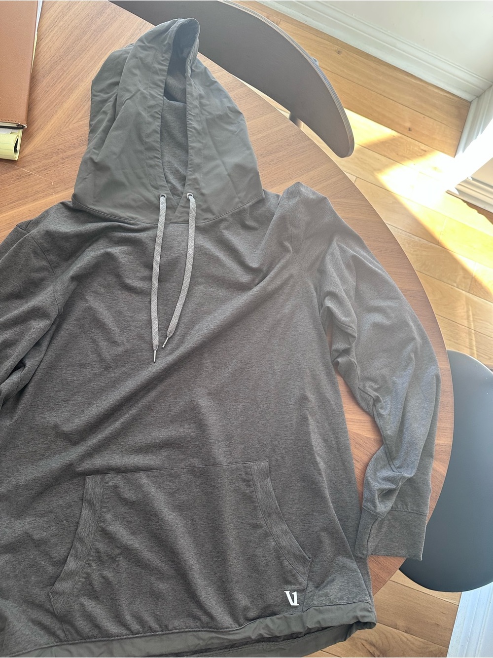VUORI Men’s Hooded Pullover